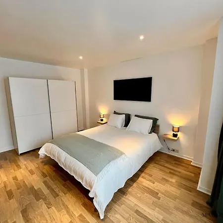 L'havre Luxueux De La Cite Ardente - Liège